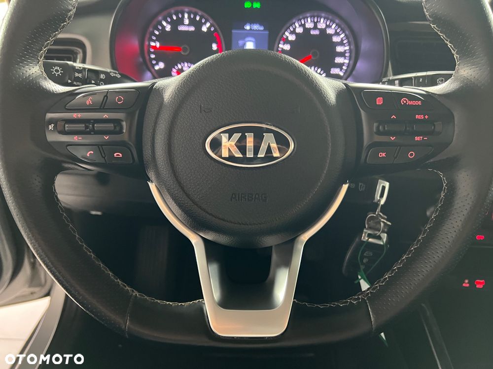 Kia Stonic - 23