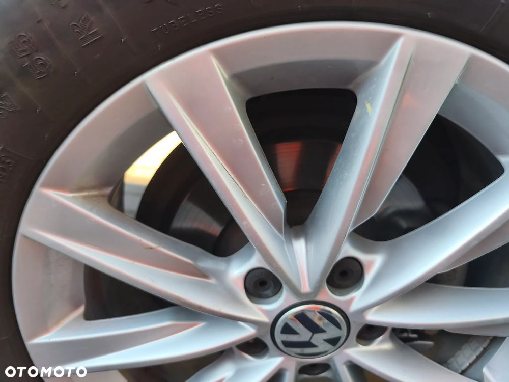Volkswagen Tiguan 2.0 TDI DPF BlueMotion Technology Cup Sport & Style - 22