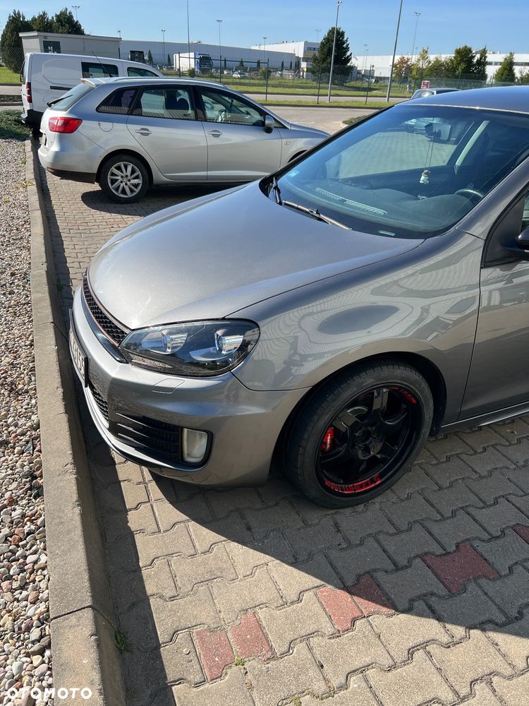 Volkswagen Golf - 4