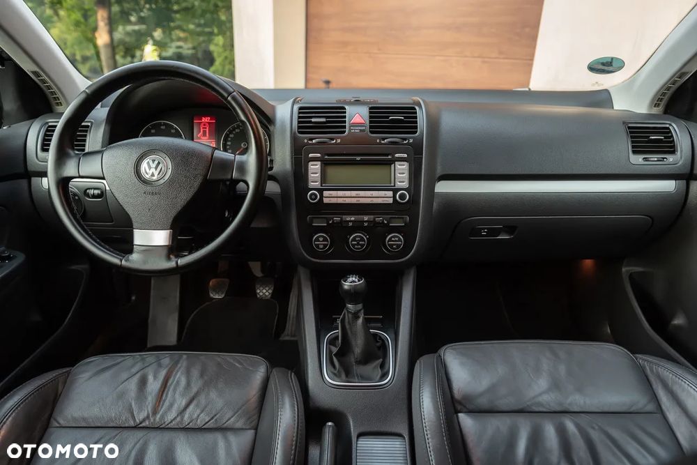 Volkswagen Golf Variant - 20