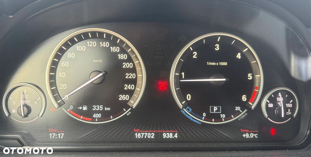 BMW Seria 5 520d xDrive Touring M Sport Edition - 6