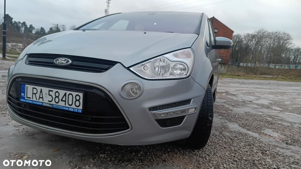 Ford S-Max - 22