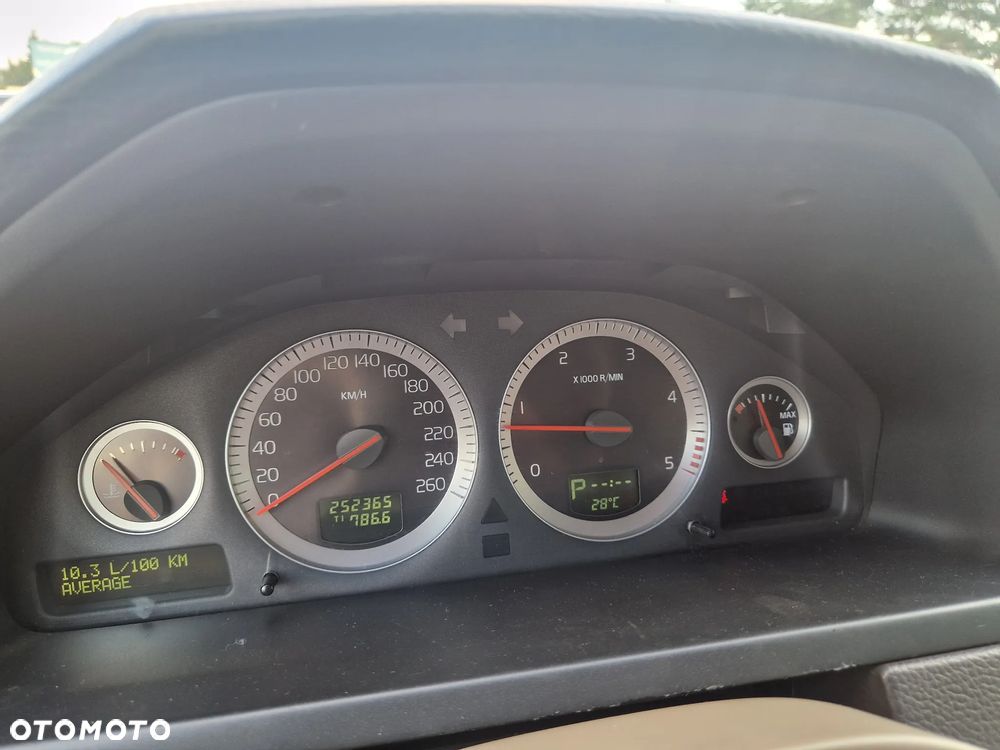 Volvo XC 90 - 18