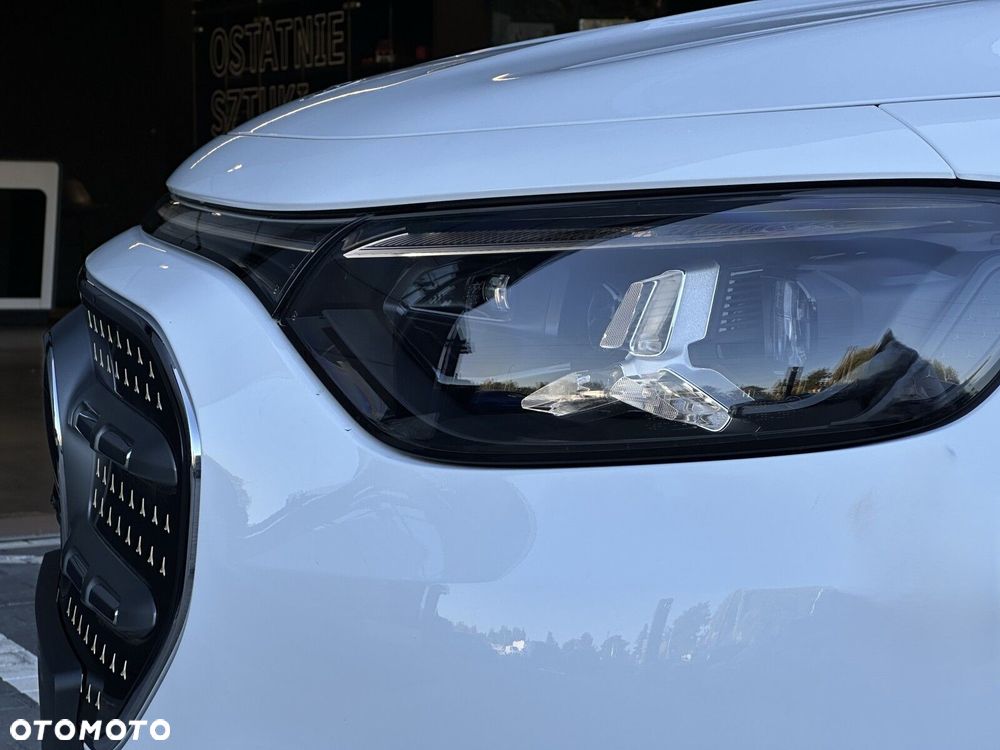 Mercedes-Benz GLB 250+ EQ 85kWh - 9
