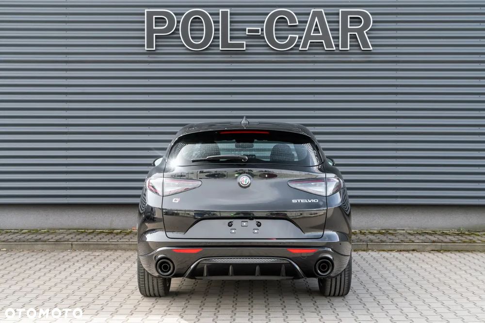 Alfa Romeo Stelvio 2.0 Turbo Veloce Q4 - 14
