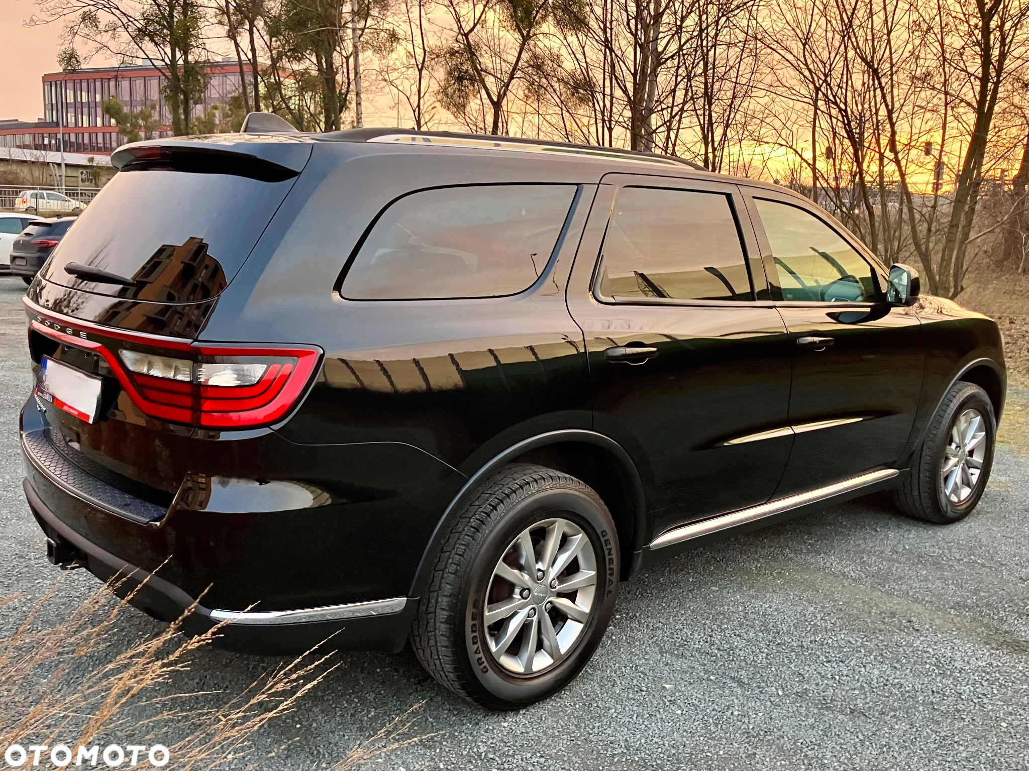 Dodge Durango - 12