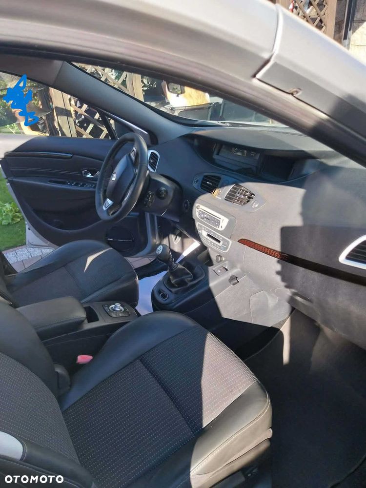 Renault Grand Scenic - 4