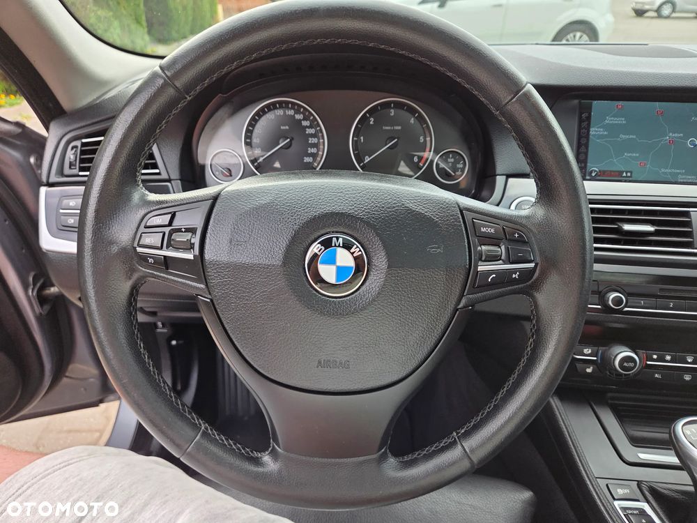 BMW Seria 5 - 25