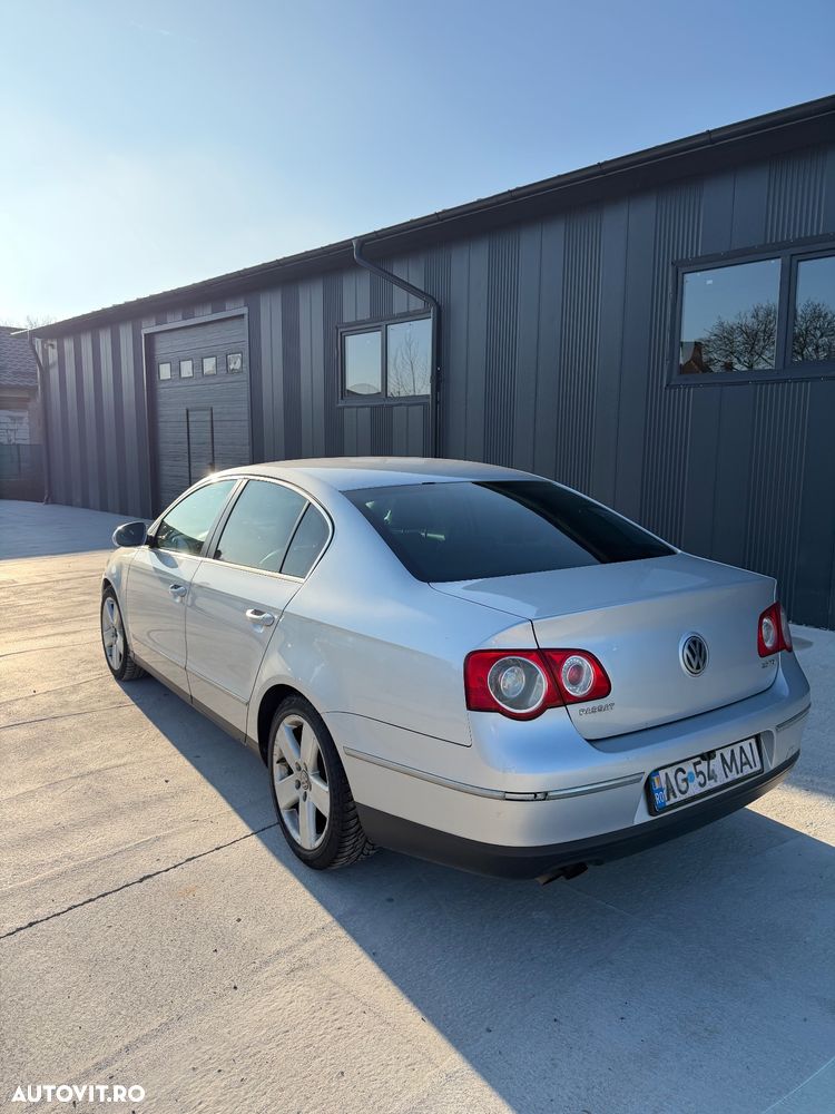 Volkswagen Passat Variant 2.0 TDI Comfortline - 1