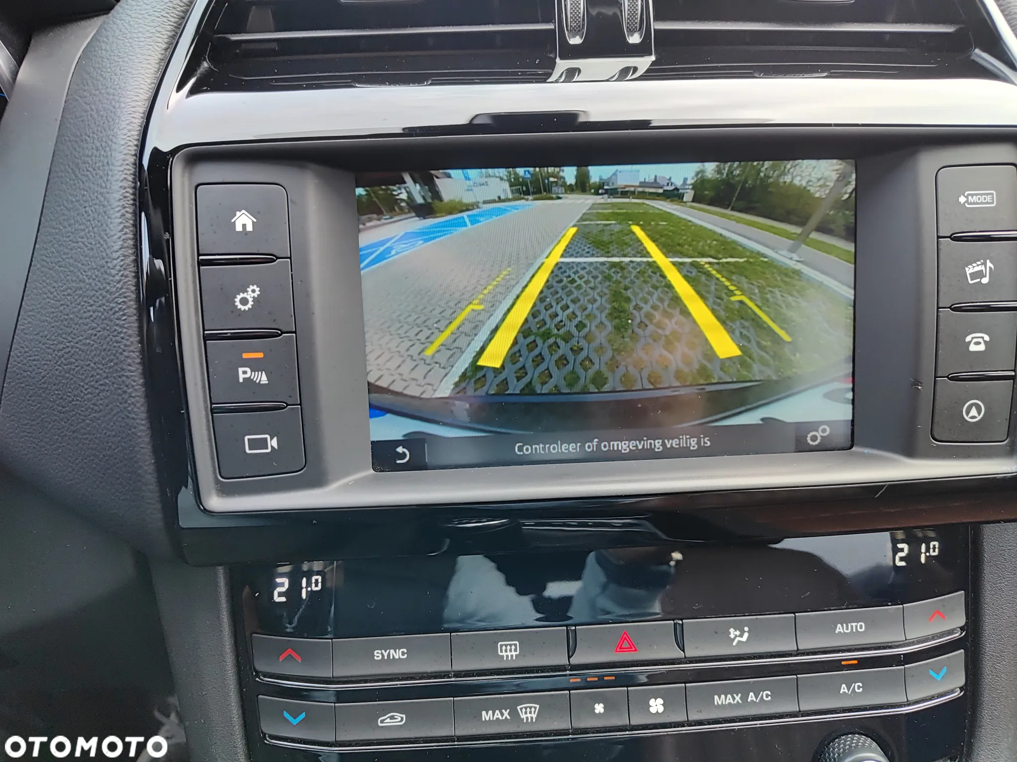 Jaguar F-Pace 2.0 i4D AWD Pure - 34