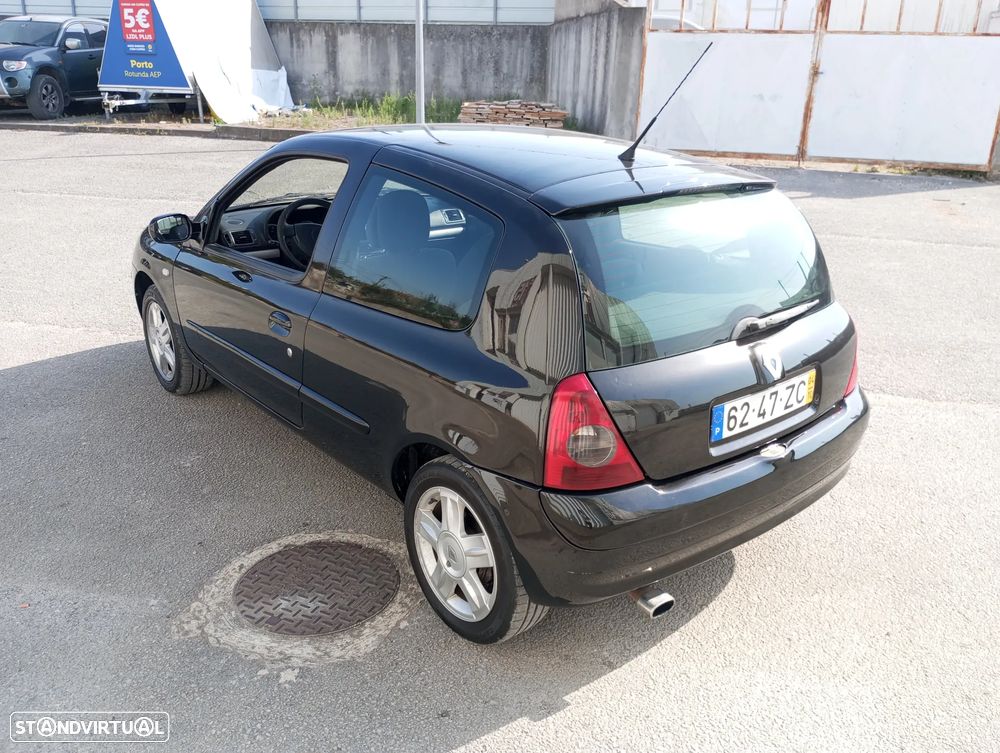 Renault Clio 1.5 dCi Dynamique Luxe - 3
