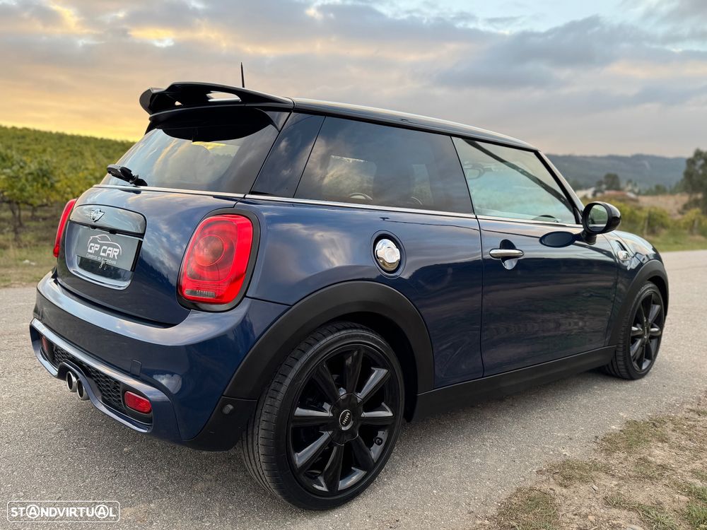 MINI 3 Portas Cooper SD Aut. - 12