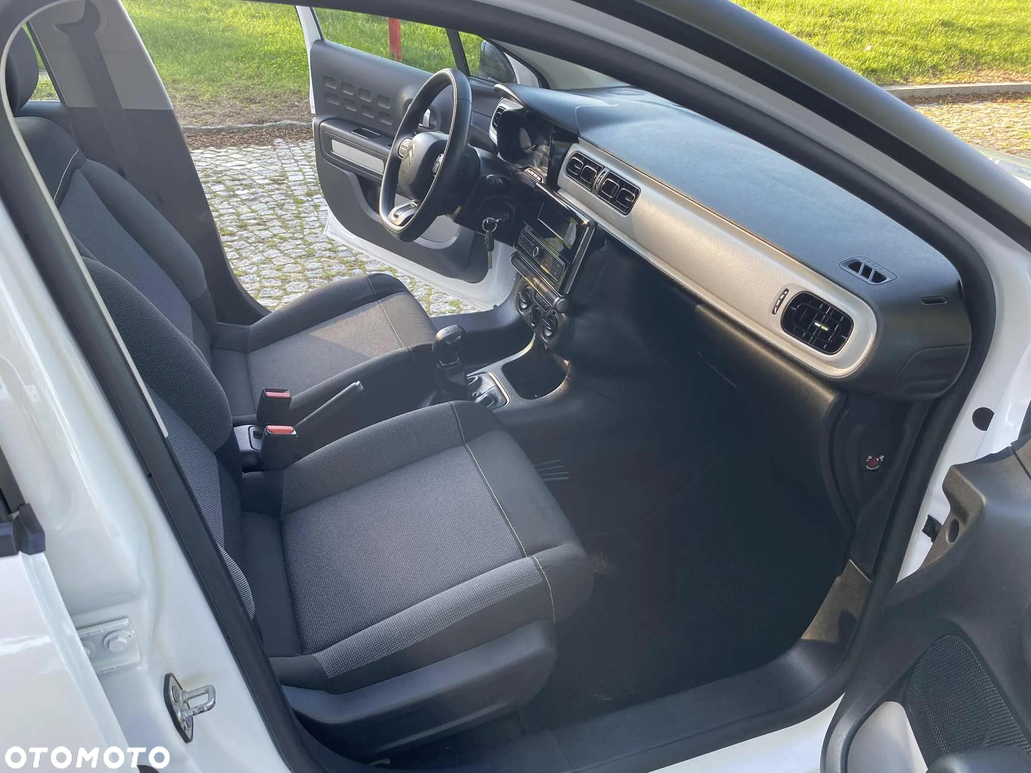 Citroën C3 1.2 PureTech Live - 17