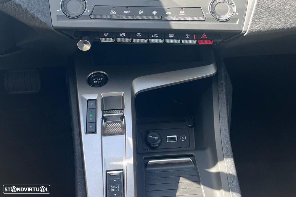 Peugeot 308 SW 1.2 Hybrid Allure e-DCS6 - 8