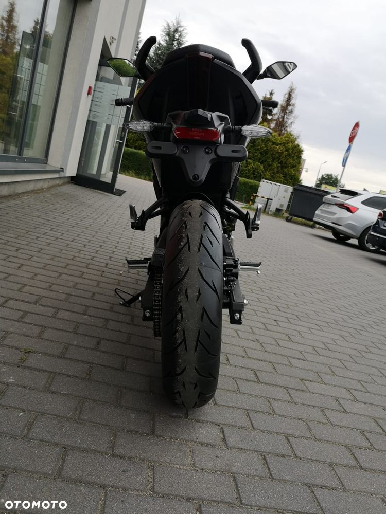 VOGE R125S - 12