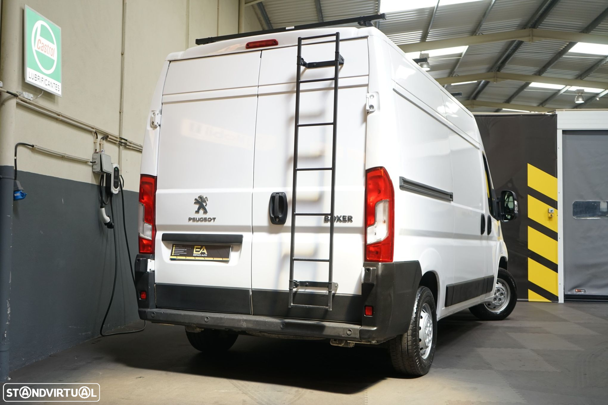 Peugeot Boxer 2.0 BlueHDi 330 L1H1 - 4
