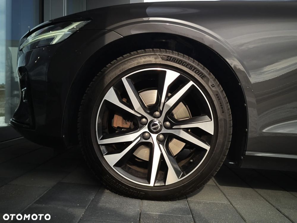 Volvo V60 B4 D Plus Dark - 11