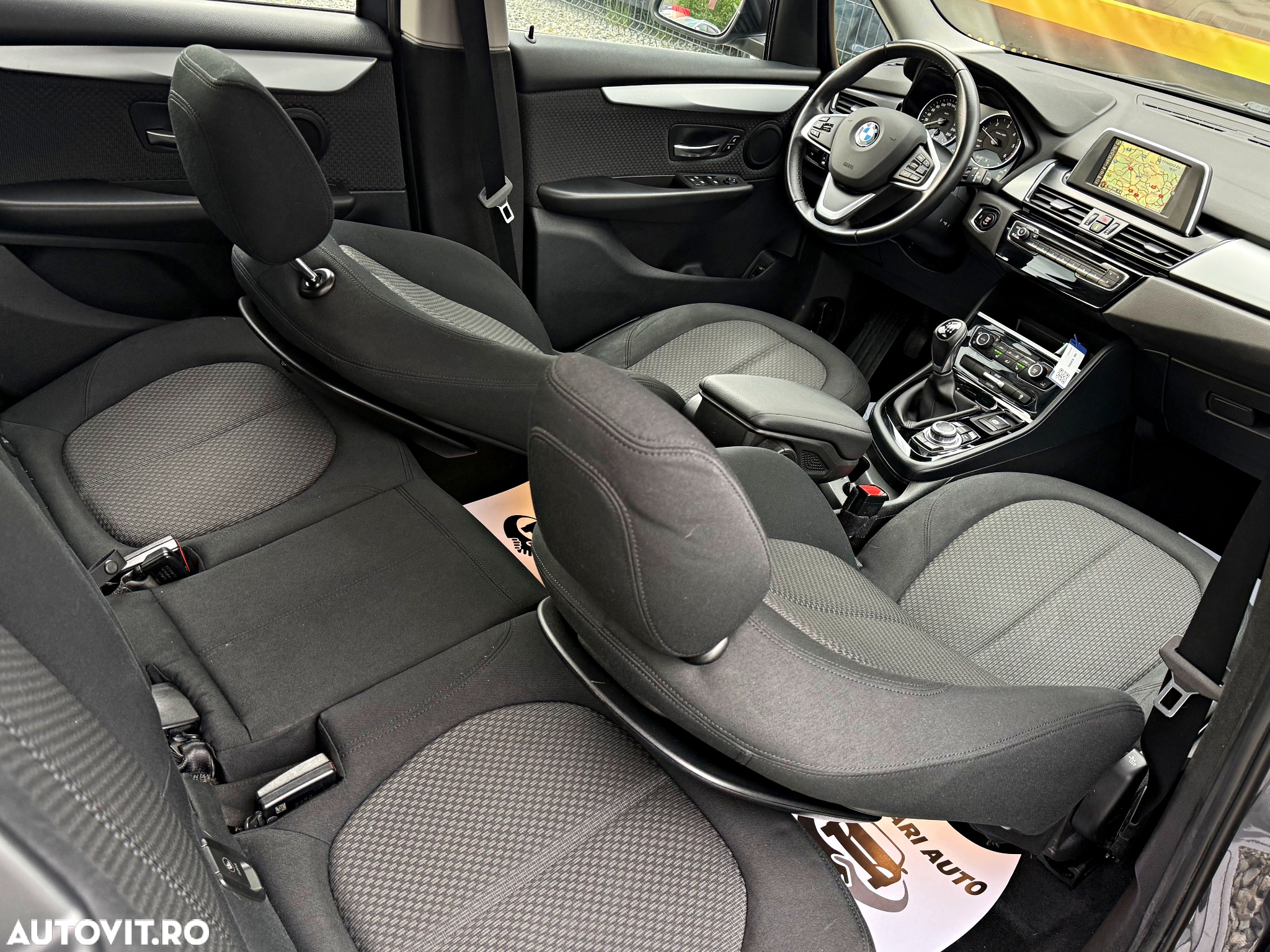 BMW Seria 2 216d Active Tourer - 8