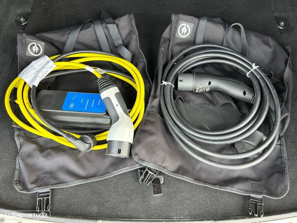 Land Rover Range Rover Evoque 1.5 P300e AWD R-Dynamic S Auto - 35