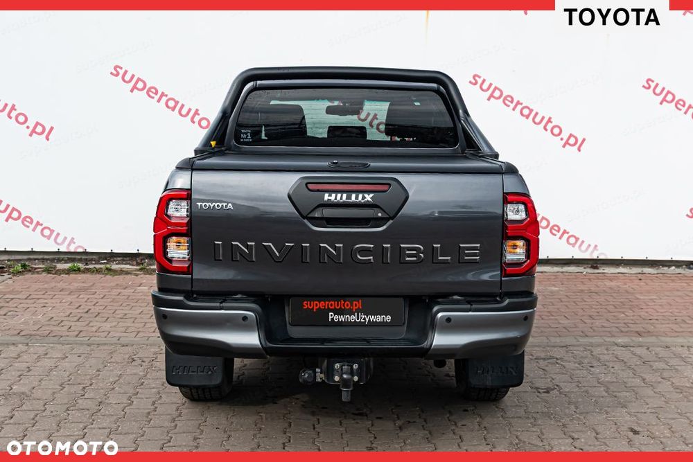 Toyota Hilux 2.8 D-4D Double Cab Invincible 4x4 - 10