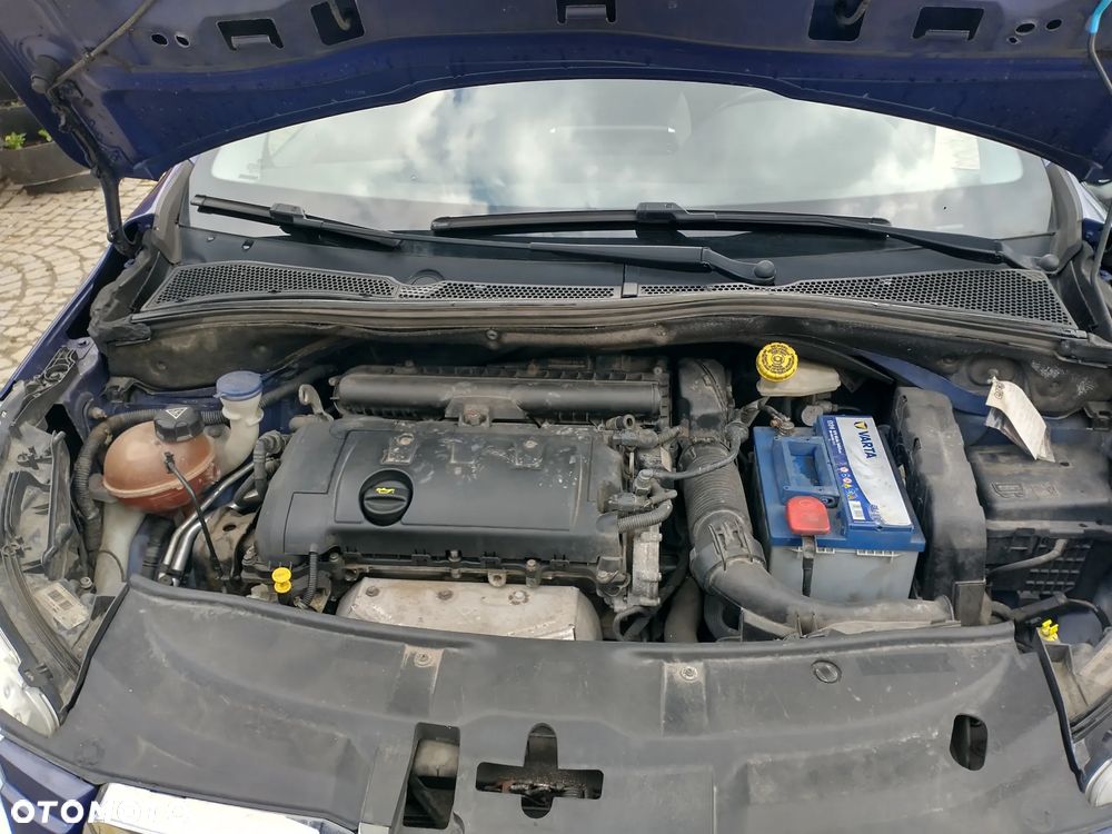 Peugeot 2008 1.6 VTi Active - 40