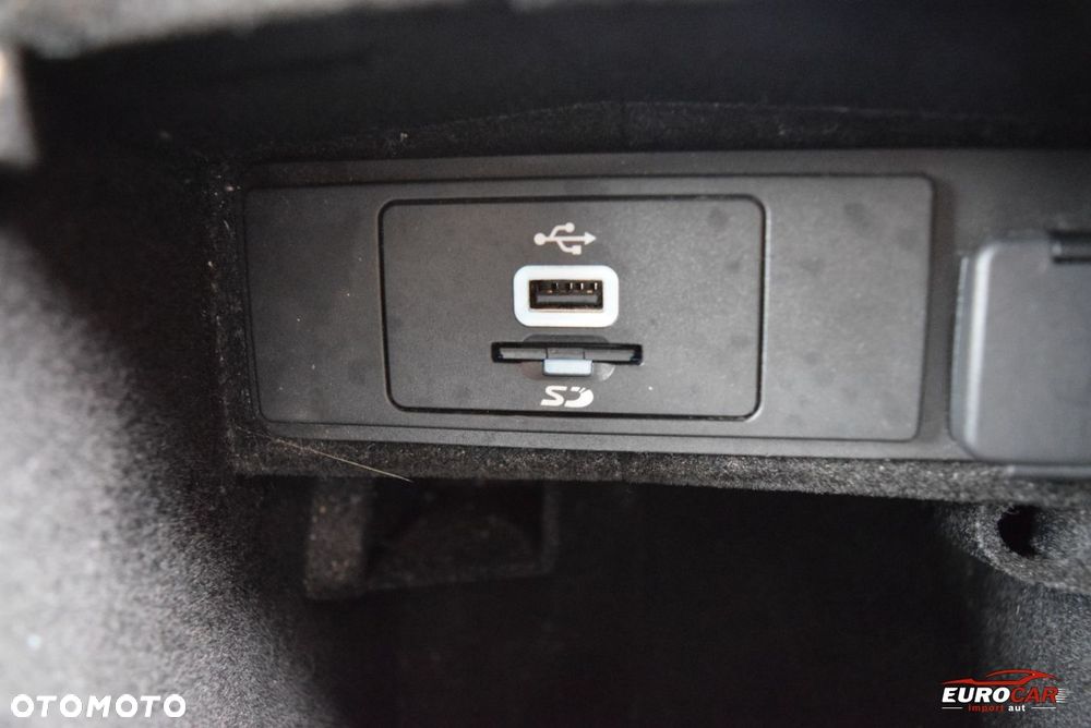 Ford Mondeo 2.0 TDCi Titanium - 25