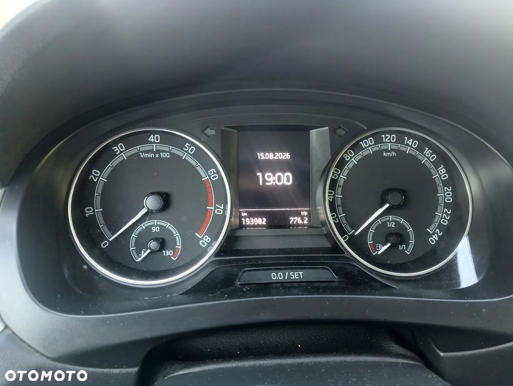 Skoda RAPID 1.0 TSI Ambition - 20