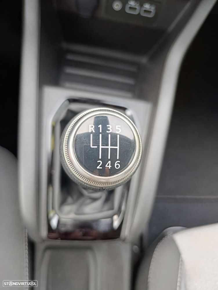 Renault Clio 1.0 TCe Evolution - 19