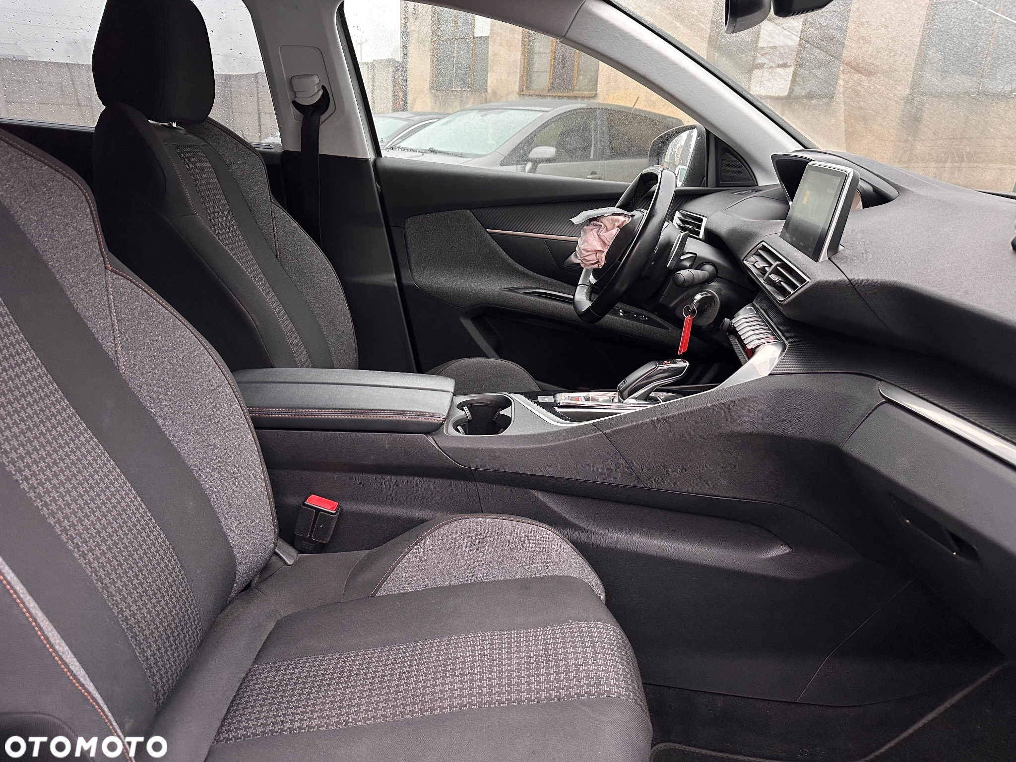 Peugeot 5008 1.5 BlueHDi Active Pack S&S EAT8 - 27