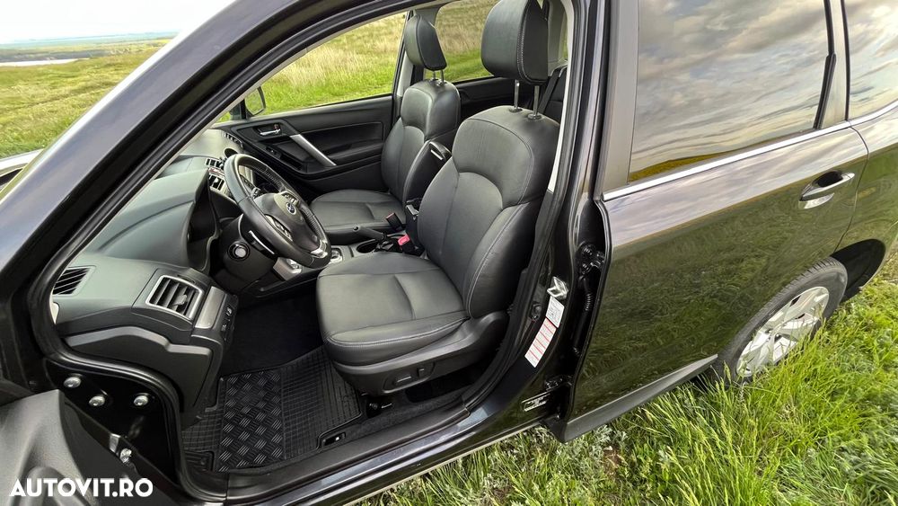 Subaru Forester 2.0D CVT Exclusive - 10