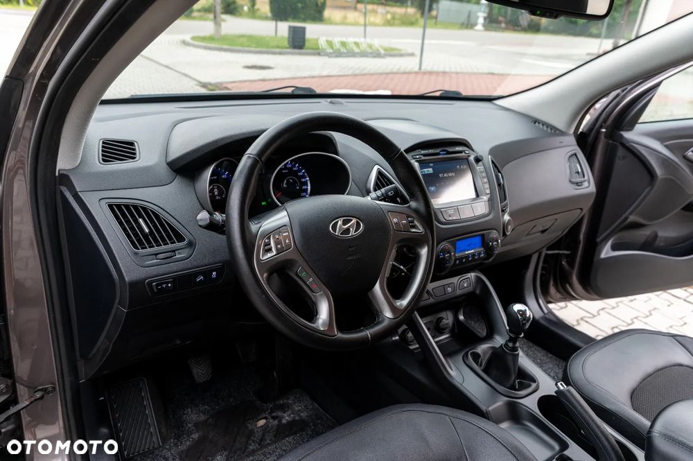 Hyundai ix35 1.7 CRDi Comfort 2WD - 24