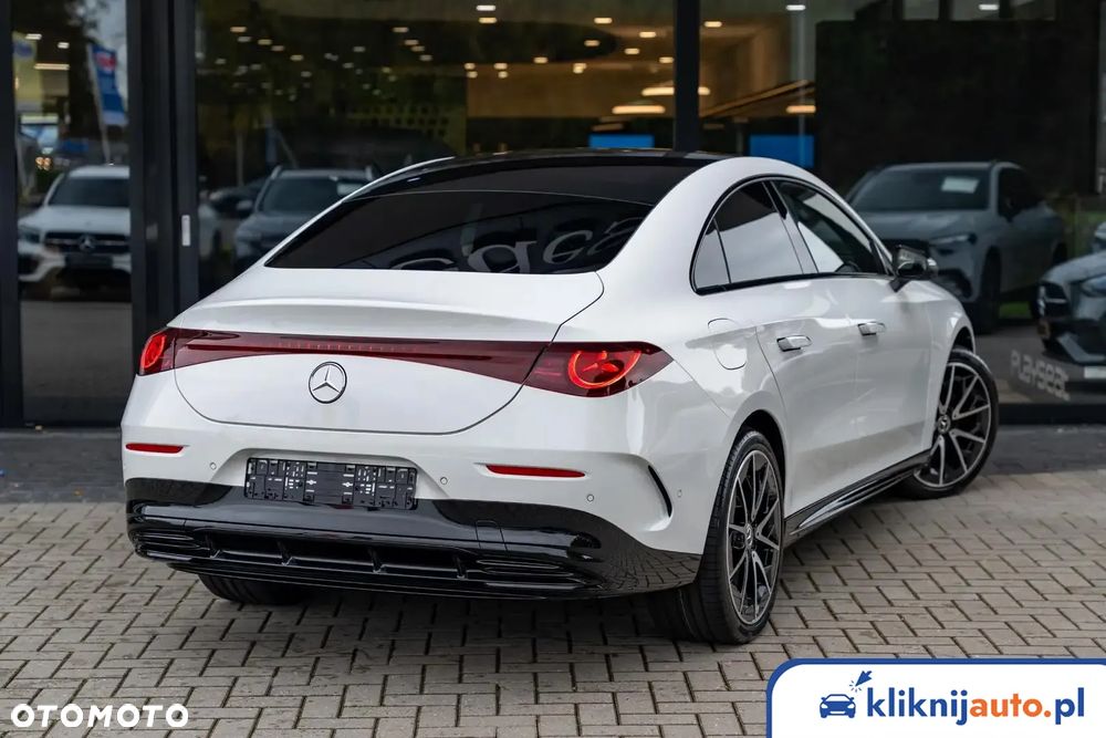 Mercedes-Benz CLA 200 AMG Line 7G-DCT - 2