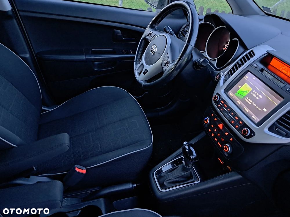 Kia Venga 1.6 CVVT Automatik Fifa World Cup Edition - 2