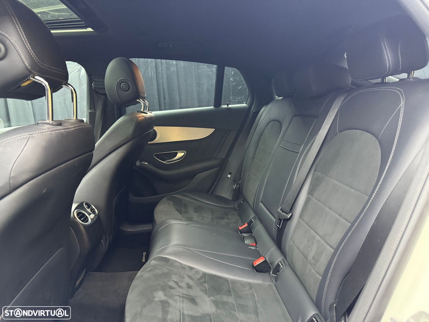 Mercedes-Benz GLC 250 d Coupé AMG Line 4-Matic - 37