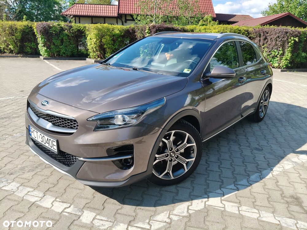 Kia XCeed 1.6 T-GDI L Business Line DCT - 1