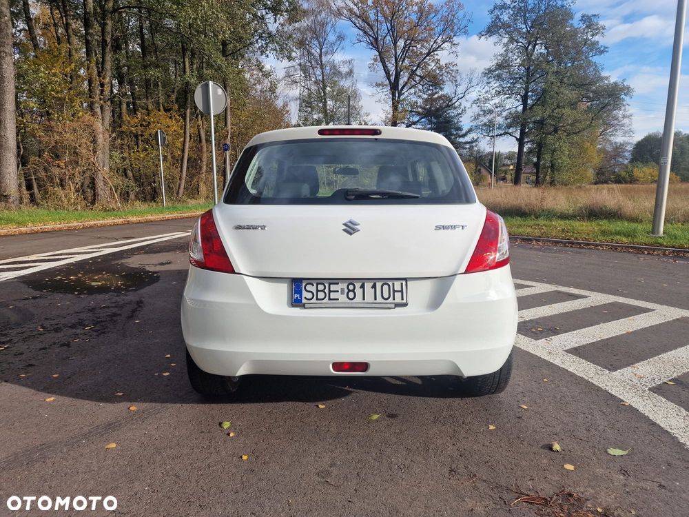 Suzuki Swift 1.2 Club - 8