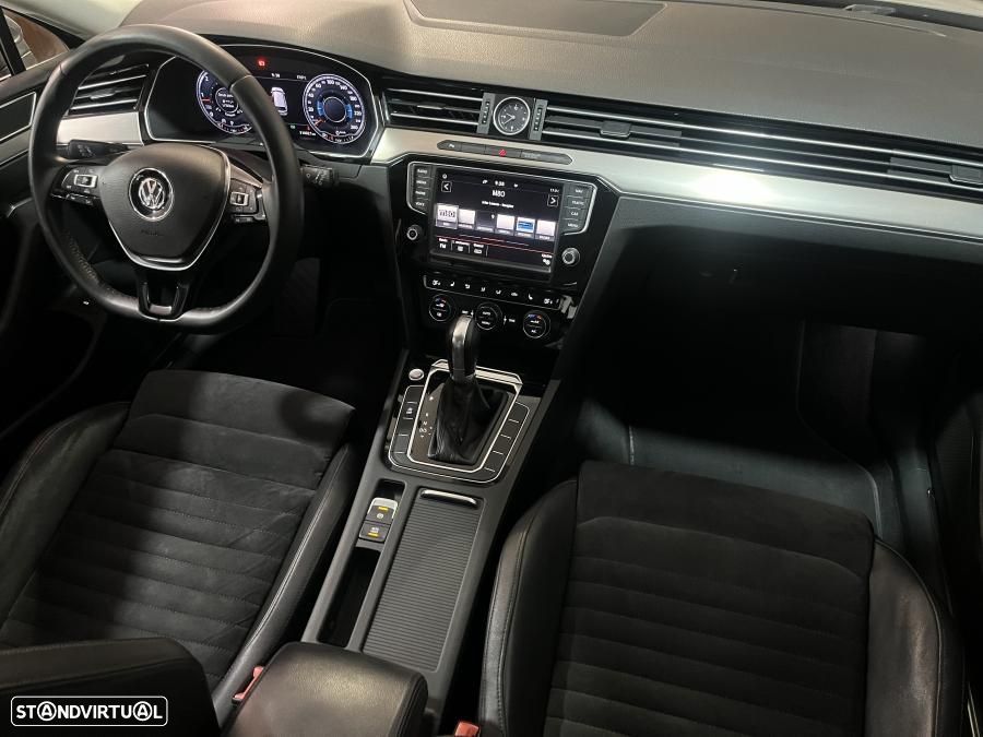 VW Passat Variant 2.0 TDi Highline DSG - 27