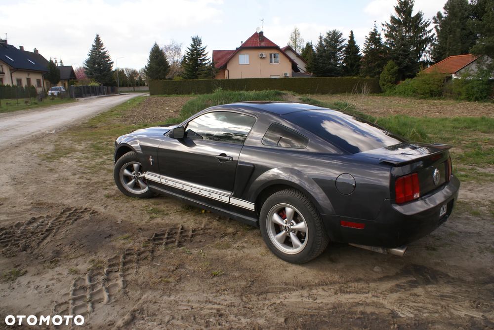 Ford Mustang - 11