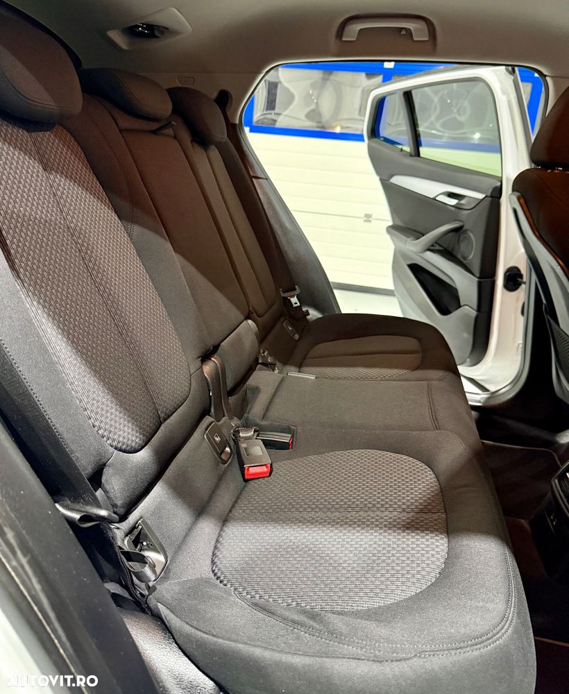 BMW X2 xDrive25e Advantage Plus - 12