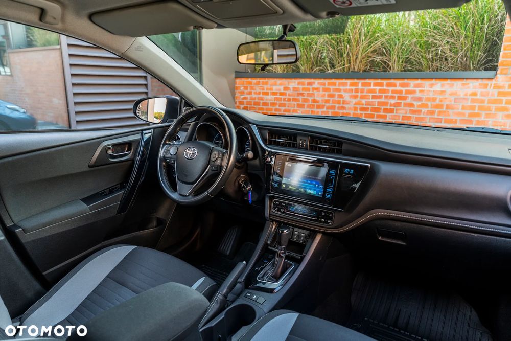 Toyota Auris 1.6 Comfort MS - 19