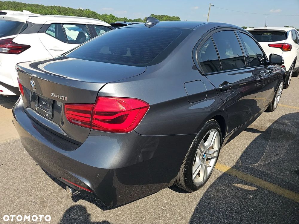 BMW Seria 3 340i xDrive M Sport - 4