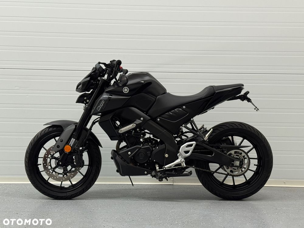 Yamaha MT - 12