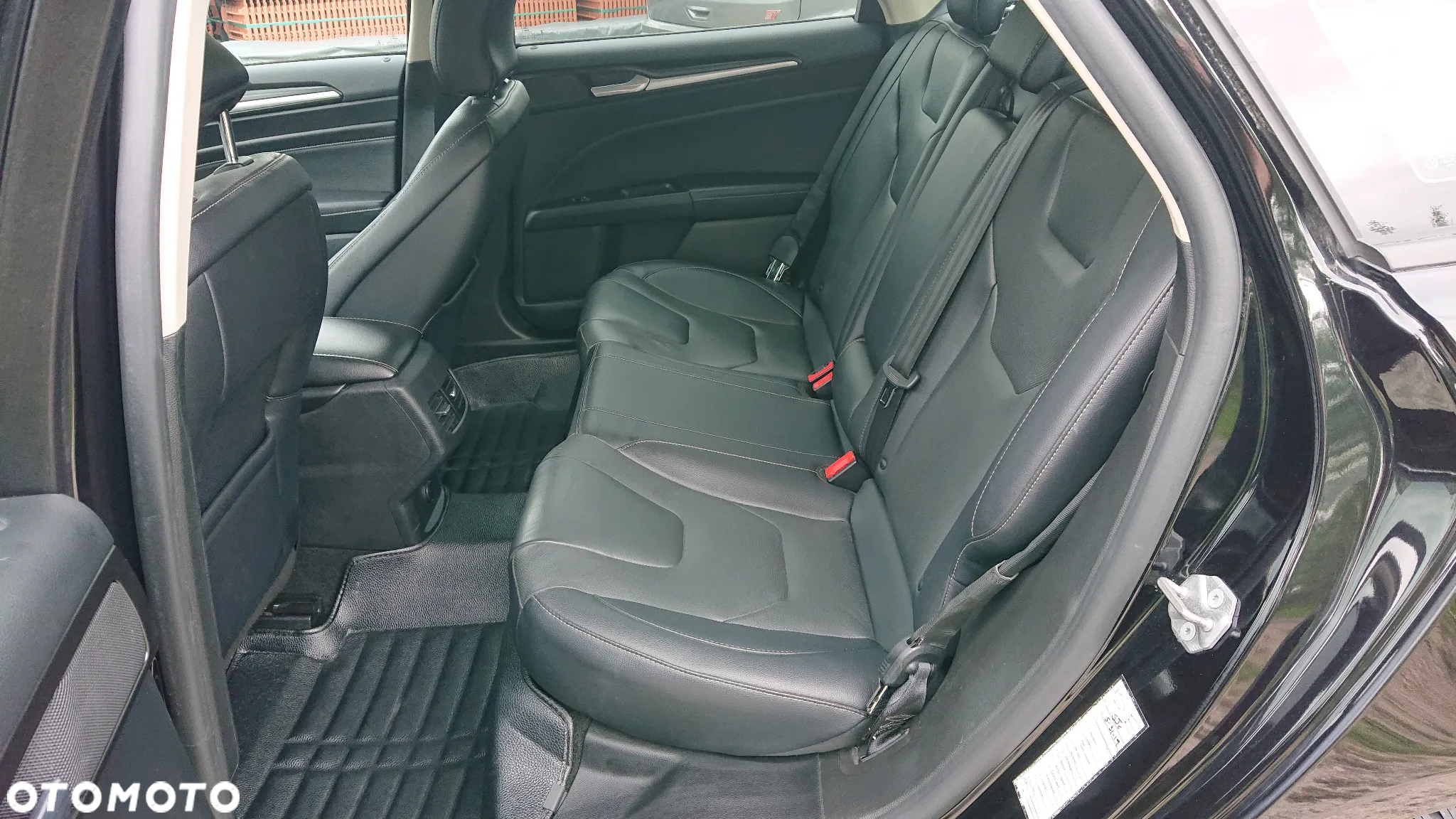 Ford Fusion 2.0 EcoBoost Titanium - 8