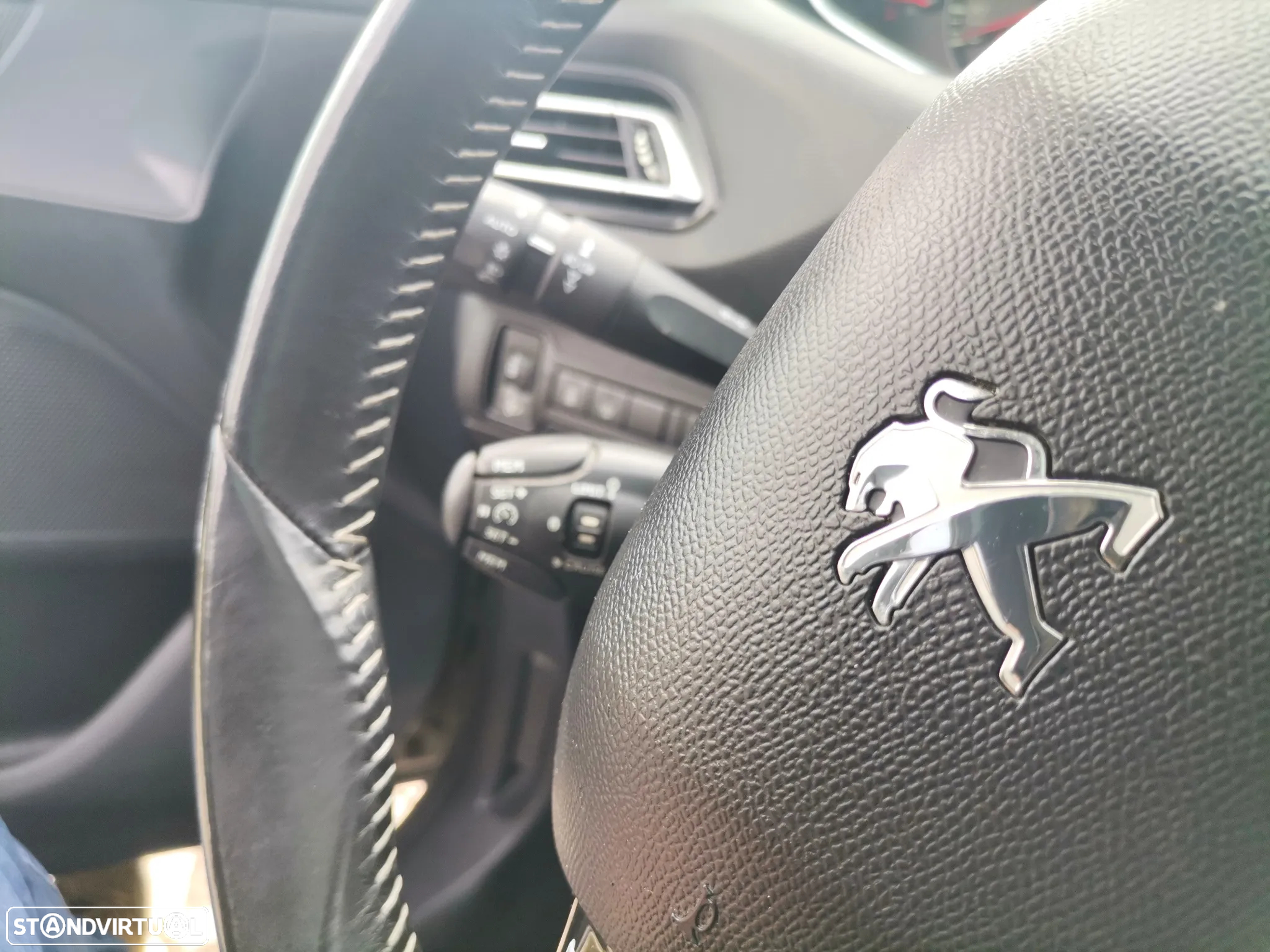 Peugeot 308 SW 1.6 BlueHDi Allure - 19