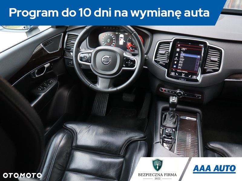 Volvo XC 90 - 8