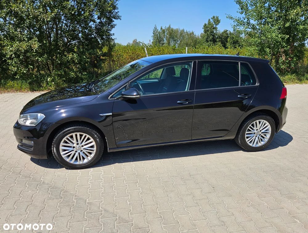 Volkswagen Golf 1.2 TSI BMT Comfortline - 3