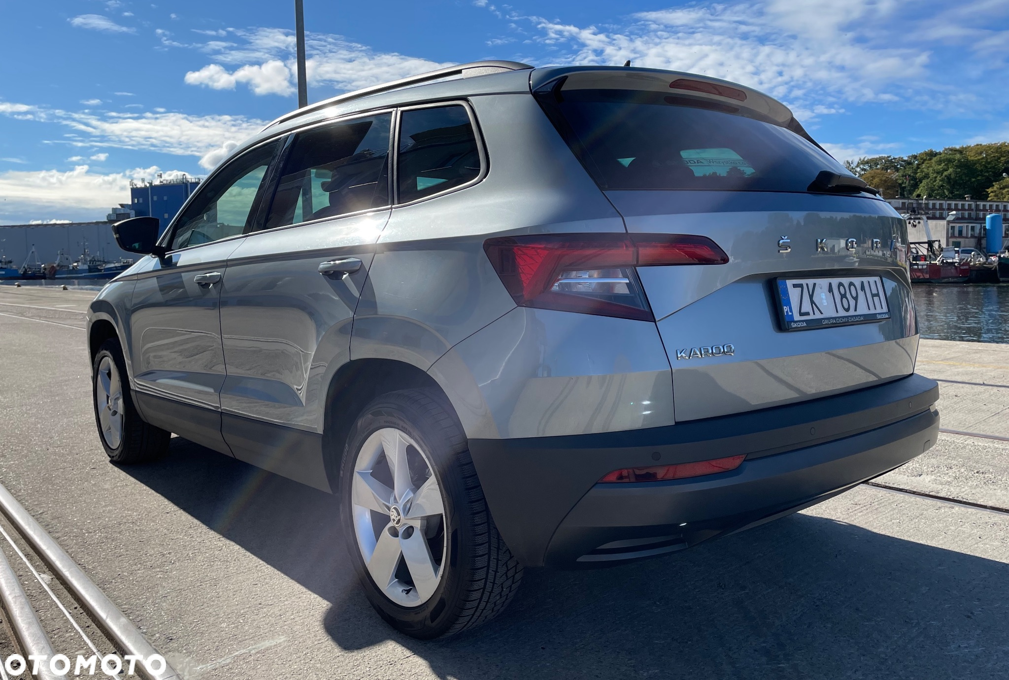Skoda Karoq 1.5 TSI ACT 4x2 Ambition DSG - 4