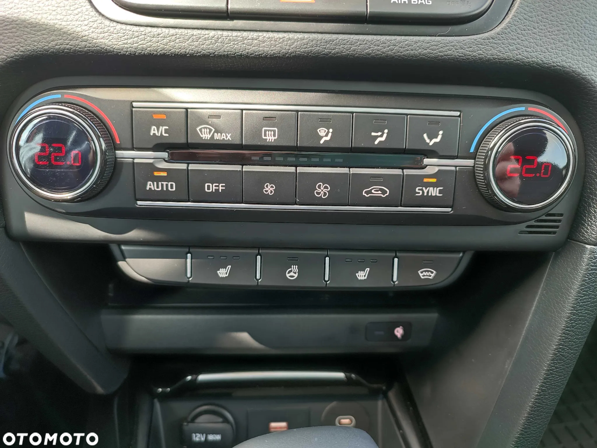 Kia XCeed 1.5 T-GDI Business Line DCT - 11