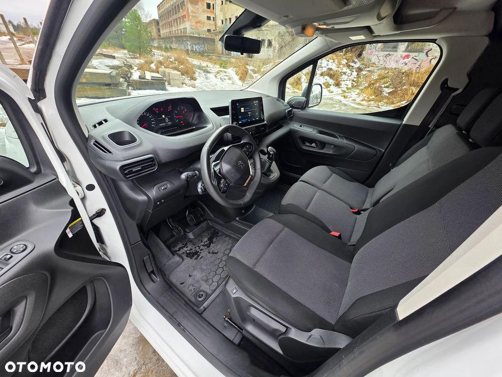 Peugeot Partner - 8