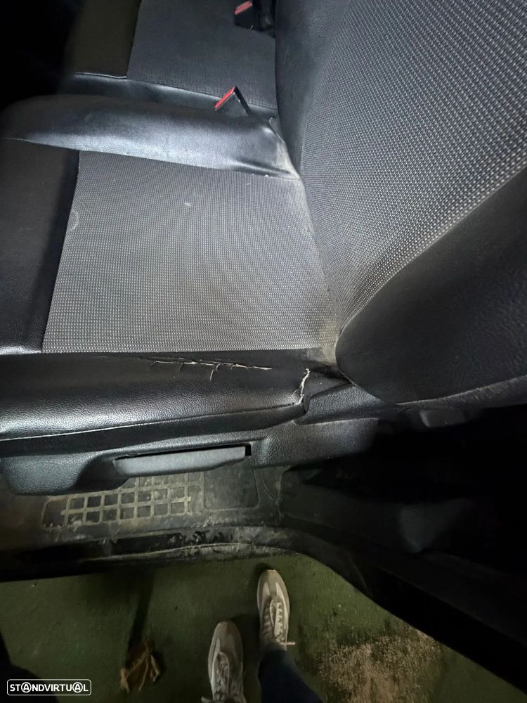 Bancos Peugeot Expert/Citroen Jumpy Ano 2018 - 2
